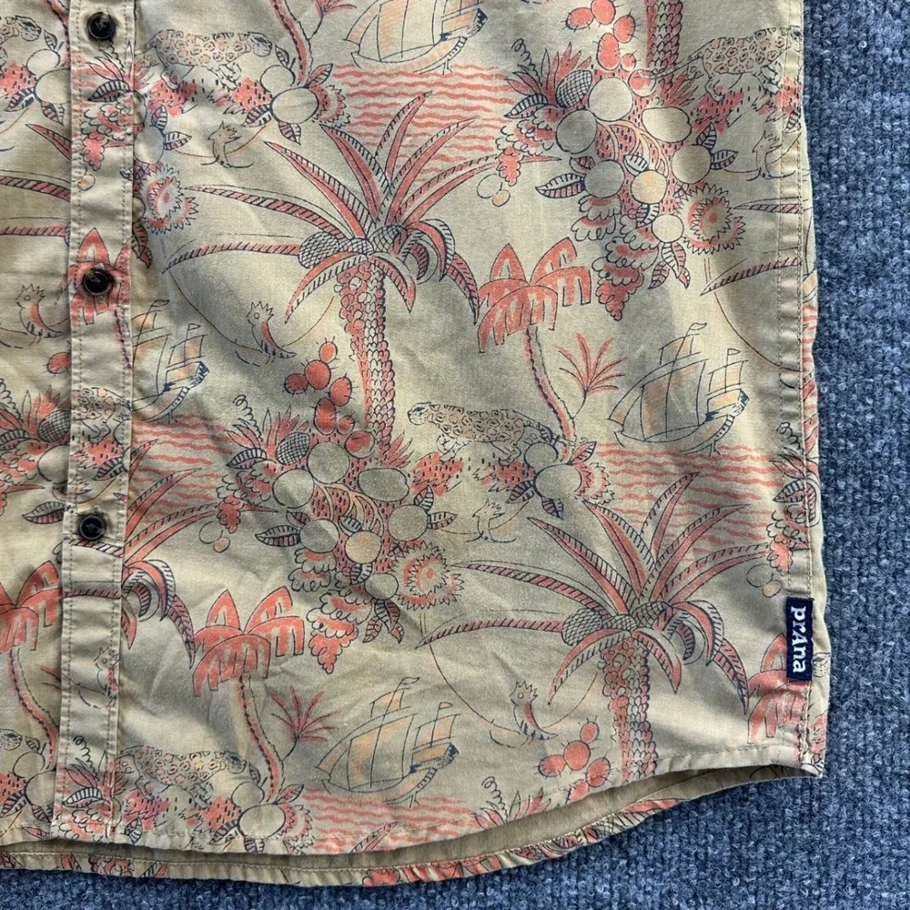 Prana Mens Slim Fit Short Sleeve Button Down Shirt Tan Palm Tree Print Large